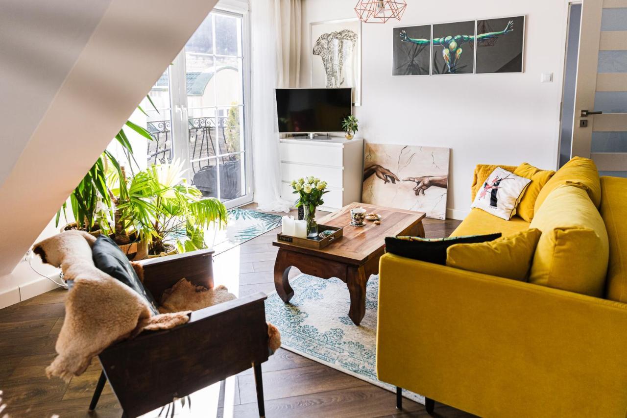 Apartament Dobre Miejsce Устрики-Долішні Екстер'єр фото